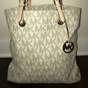 Michael Kors Tote
